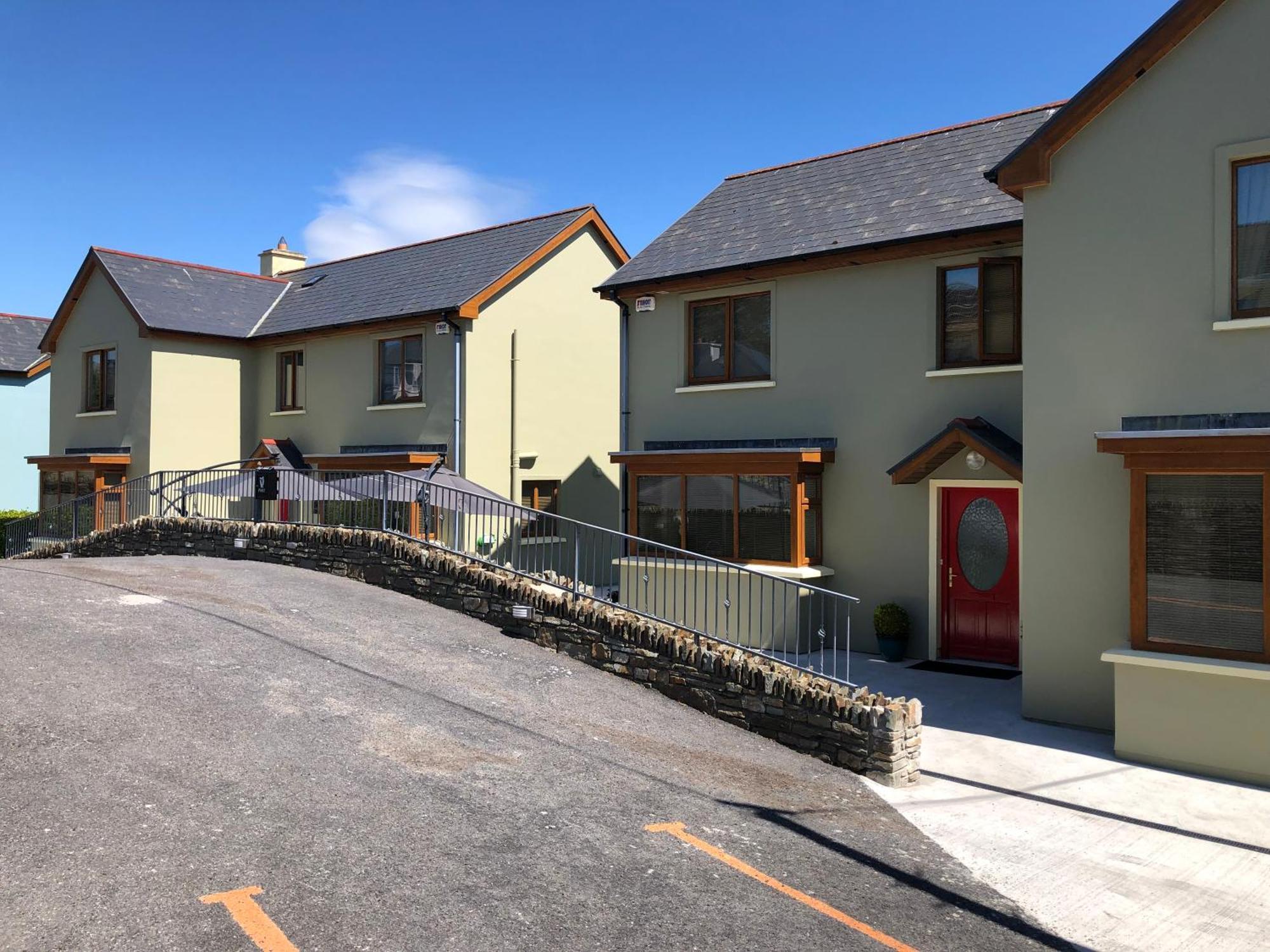 Harbour View Bed & Breakfast Castletownbere Extérieur photo